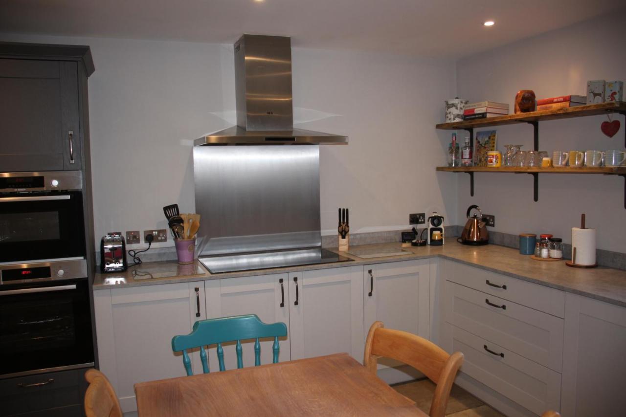 Wonderfully Spacious Luxury Holiday Cottage Billingshurst Exterior foto